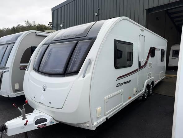 2017 SWIFT CHARISMA 625 - 6 BERTH CARAVAN
