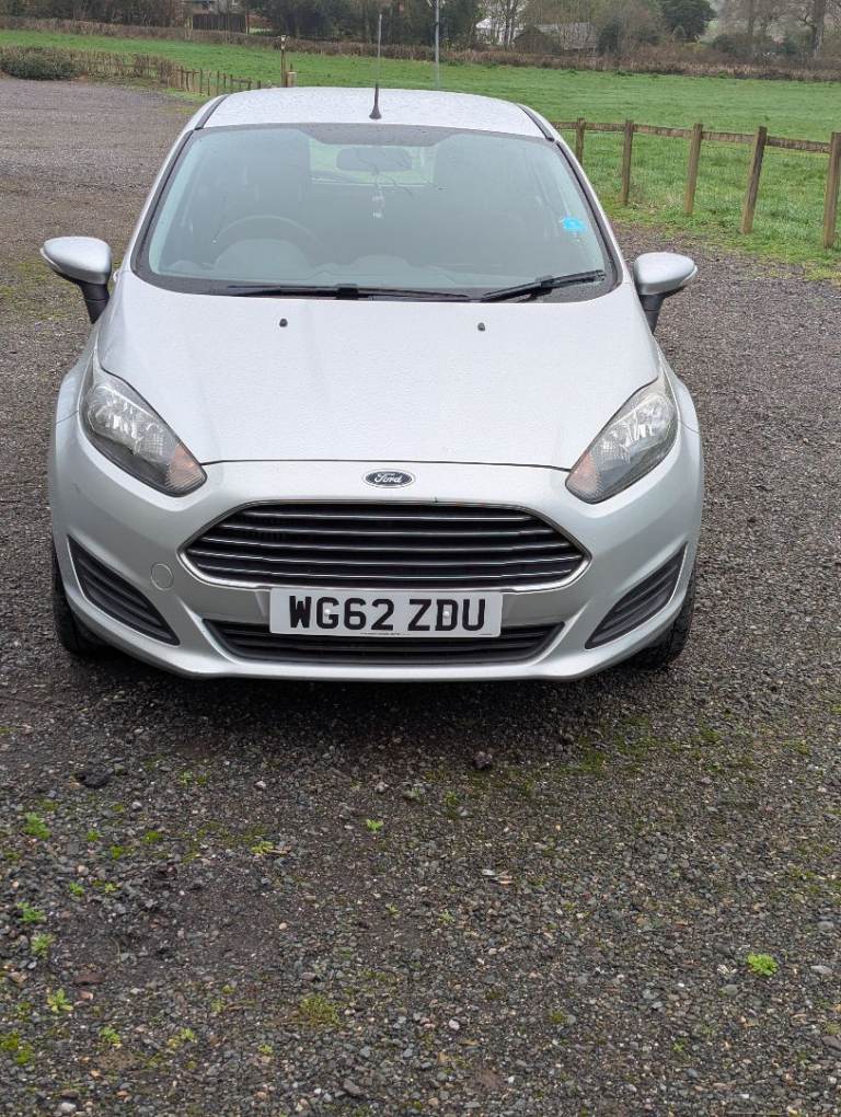 Ford, FIESTA, Hatchback, 2013, Manual, 1560 (cc), 5 doors