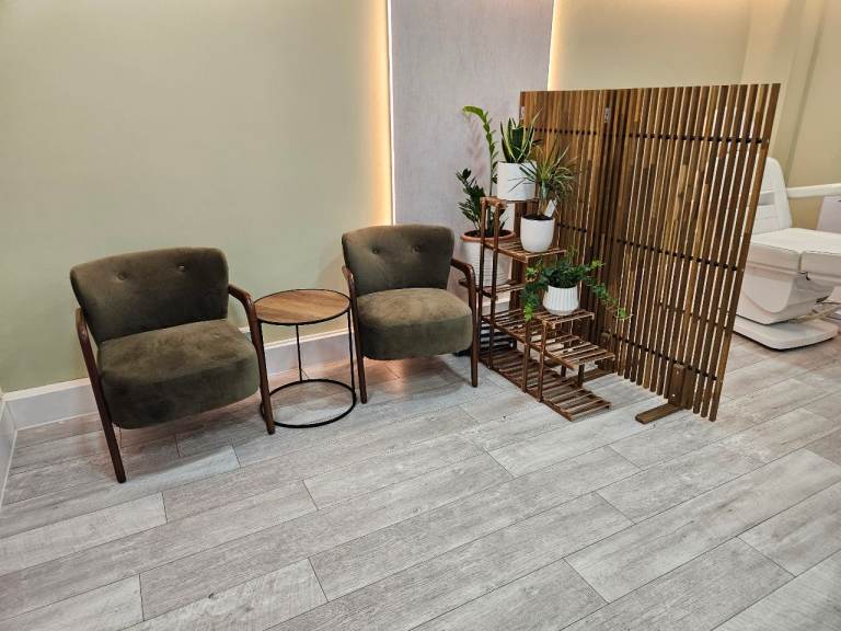Private Beauty / Treatment Room to Rent – Heston, Hounslow TW5
