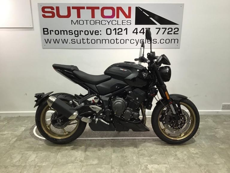 2026 TRIUMPH TRIDENT 800