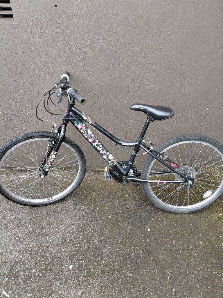 Girls 24 inch bike for sale