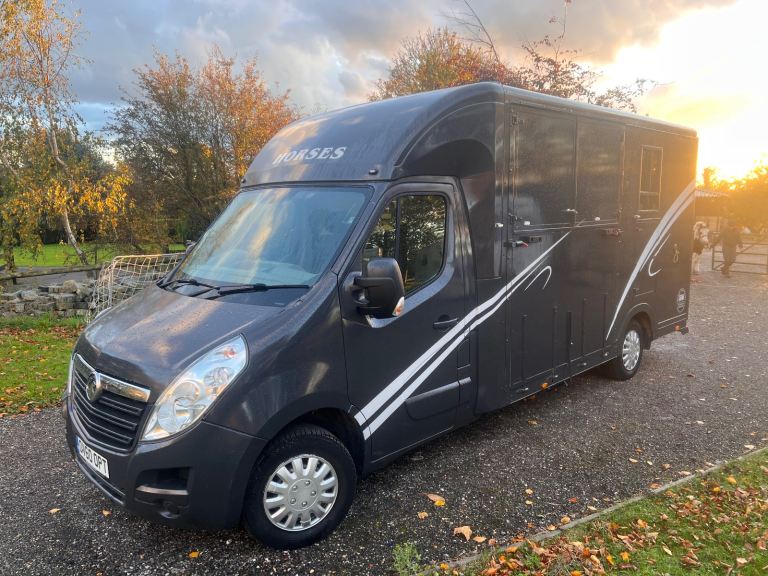 Vauxhall Movano 3.5t Horse Box