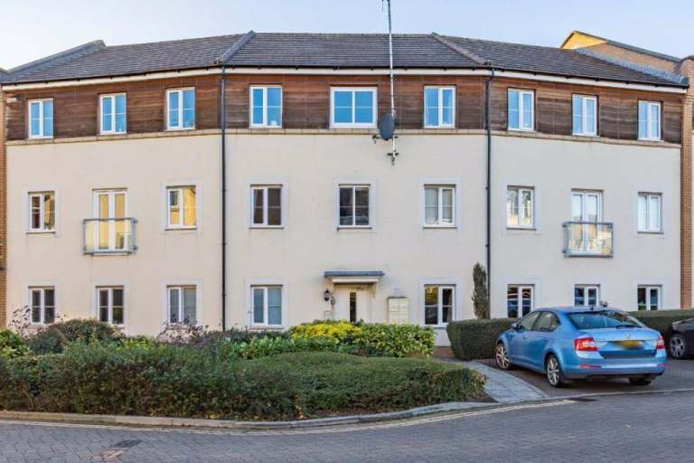 Bright and modern two-bedroom flat in Horfield