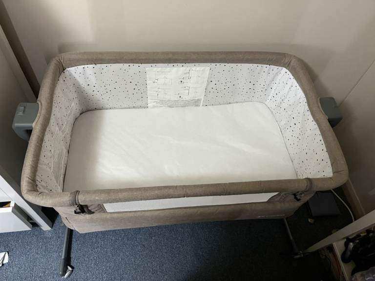 Kinderkraft Baby's Travel Cot