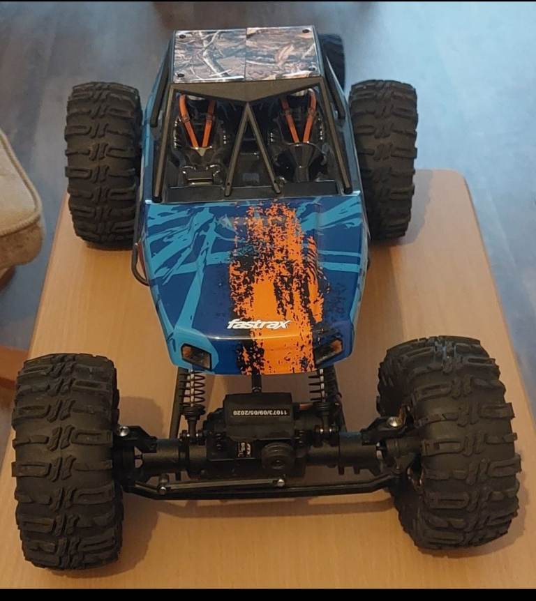 Fastrax FTX Outback RC Crawler – Blue/Orange, Good Condition
