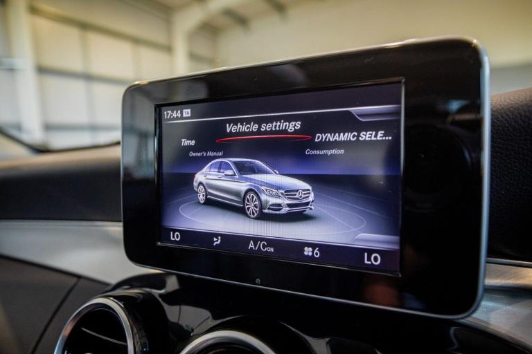 2016 Mercedes-Benz C Class C250d Sport Premium 4dr Auto SALOON DIESEL Automatic