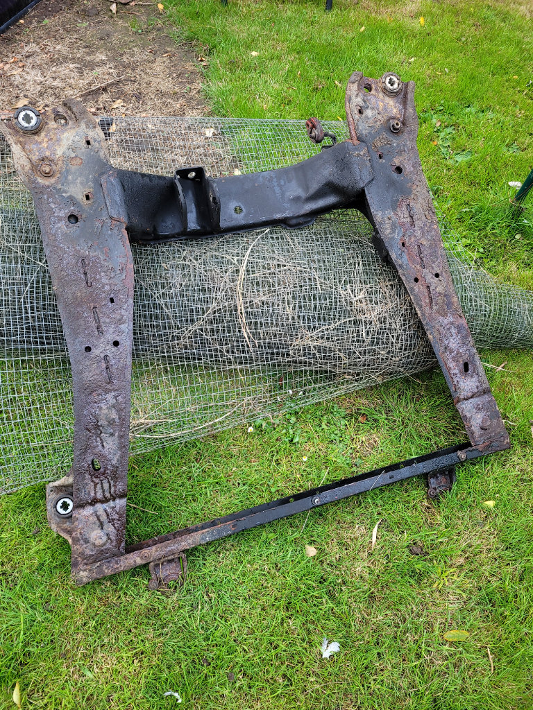 Ford Mondeo mk3 front subframe