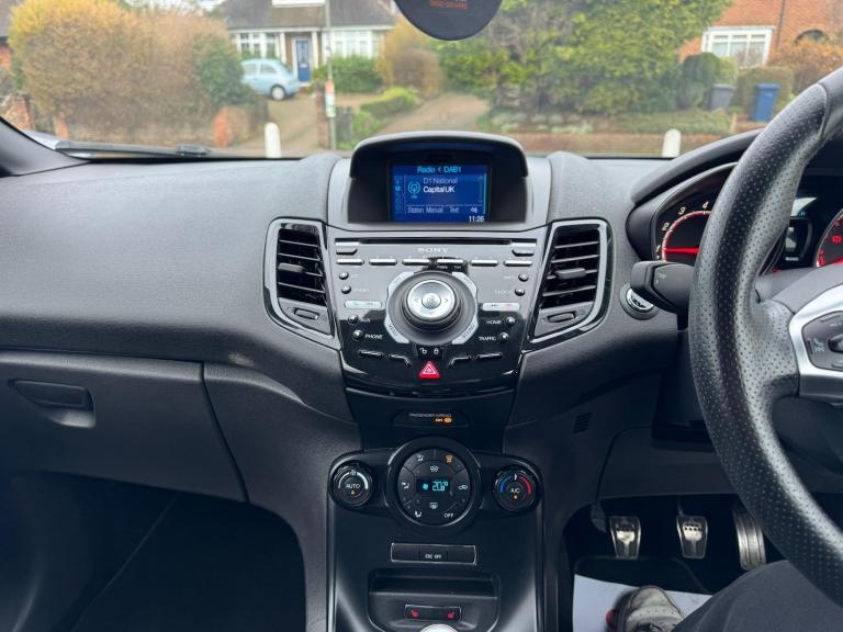 2015 Ford Fiesta 1.6 EcoBoost ST-3 3dr HATCHBACK PETROL Manual