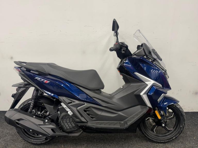 LEXMOTO RT1 125 ** BRAND NEW MODEL - FREE DELIVERY - 2 YEAR WARRANTY **