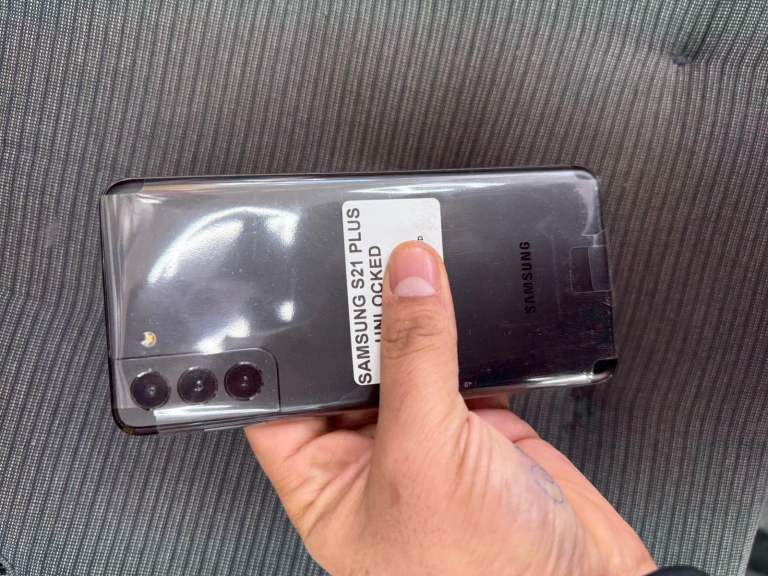 SAMSUNG S21 PLUS BRAND NEW BOX ONE YEAR OFFICIAL WARRANTY 