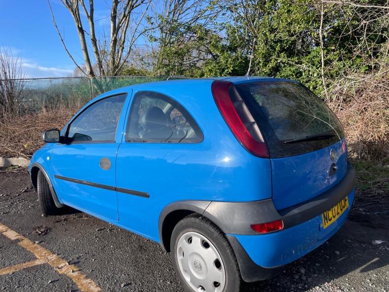 VAUXHALL CORSA 1.2 CLUB 02 REG BLUE 3 DOOR GENUINE 82489 MOT OCTOBER 2026 SERVICE HISTORY 40+MPG