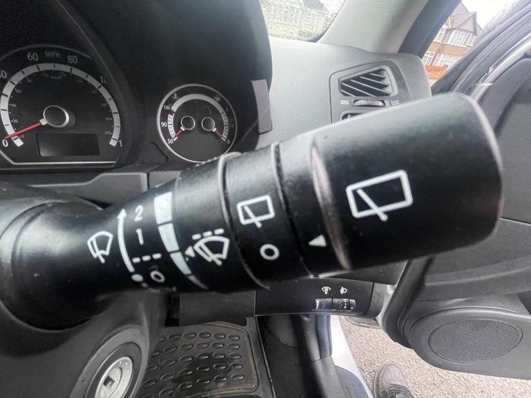 2010 Kia Ceed 1.6 CRDi 1 Euro 4 (s/s) 5dr HATCHBACK Diesel Manual