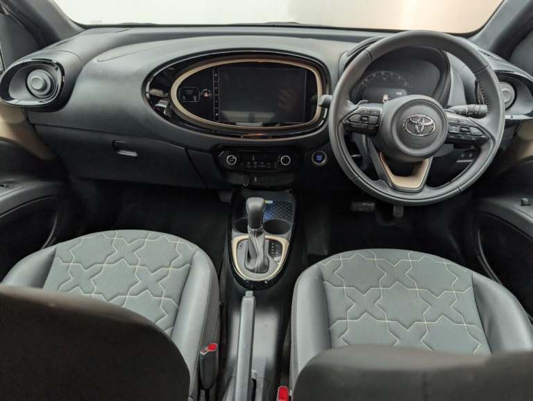 2022 Toyota Aygo X 1.0 VVT-i Exclusive Hatchback 5dr Petrol x-shift Euro 6 (s/s) (72 ps) NAVIG HA...