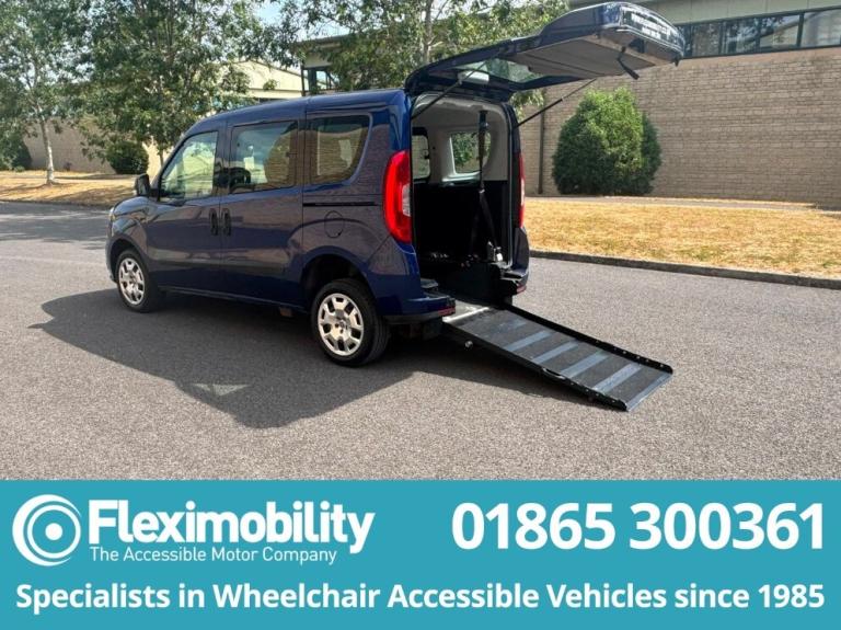2018 Fiat Doblo Wheelchair Accessible Vehicle - 3 Seats + Winch  MPV Petrol Manual