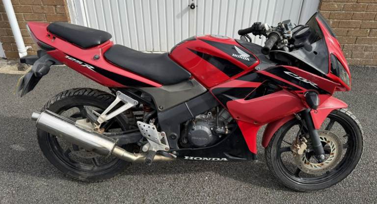 2008 Honda CBR125R No V5 - Parts Repair Learner Bike Motorcycle CBR 