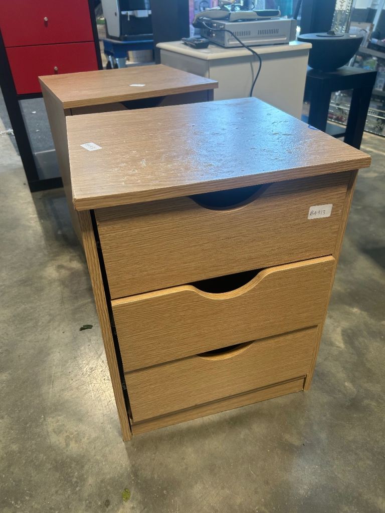 Compact 3 Drawer Cabinet/ Storage Unit (Delivery available)