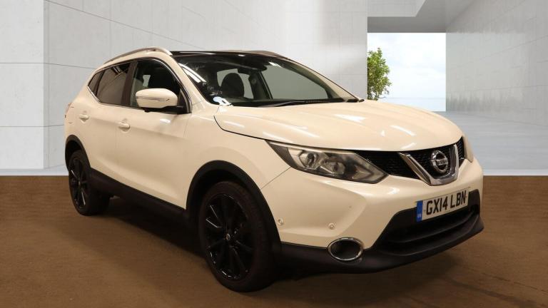 2014 Nissan Qashqai 1.2 DIG-T Tekna 2WD Euro 5 (s/s) 5dr HATCHBACK Petrol Manual