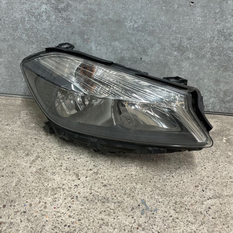 Mercedes A class A176 w176 drivers halogen headlight 2013 - 2017 