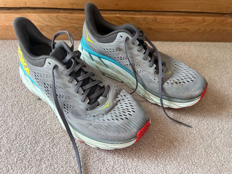 Hoka men’s Clifton trainers sz 8.5