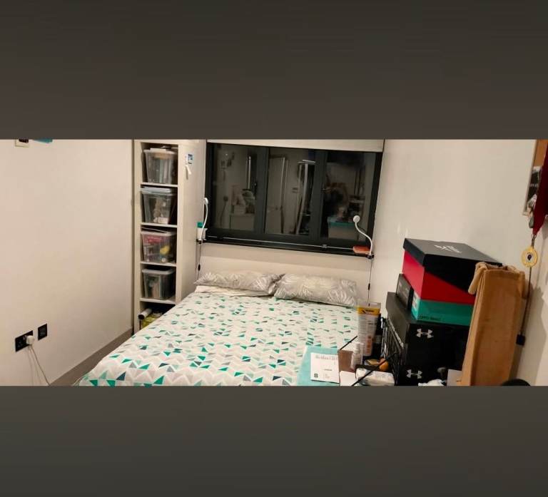 Room in a 3 bed bungalow 