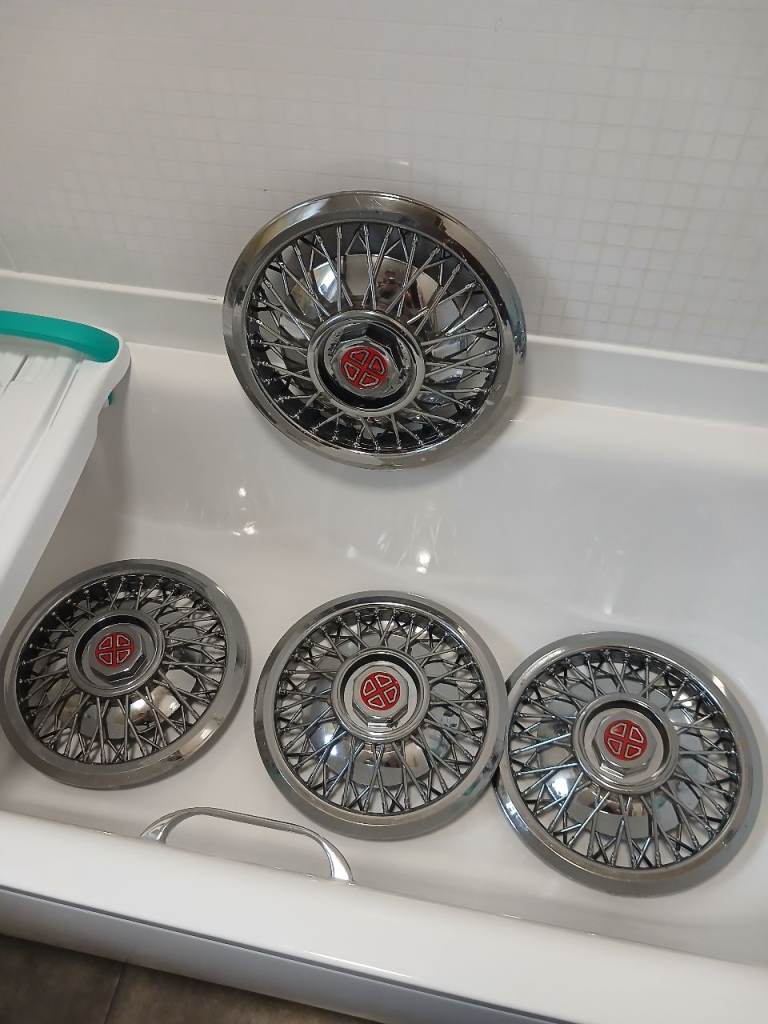 Vintage wheels trims 
