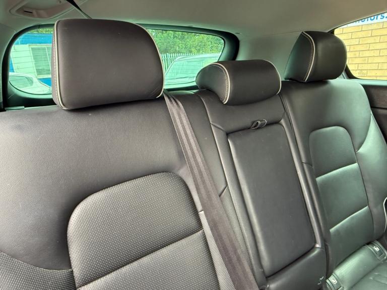 ** GREAT SPEC ** 2016 Kia Sportage 1.7 CRDi ISG 3 5 dr 2WD Estate ** £35 TAX **