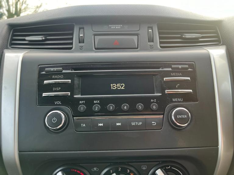 2018 Nissan Navara 2.3 dCi Visia King Pickup Extended Cab 4dr Diesel Manual 4WD Euro 6 (s/s) ( Pi...