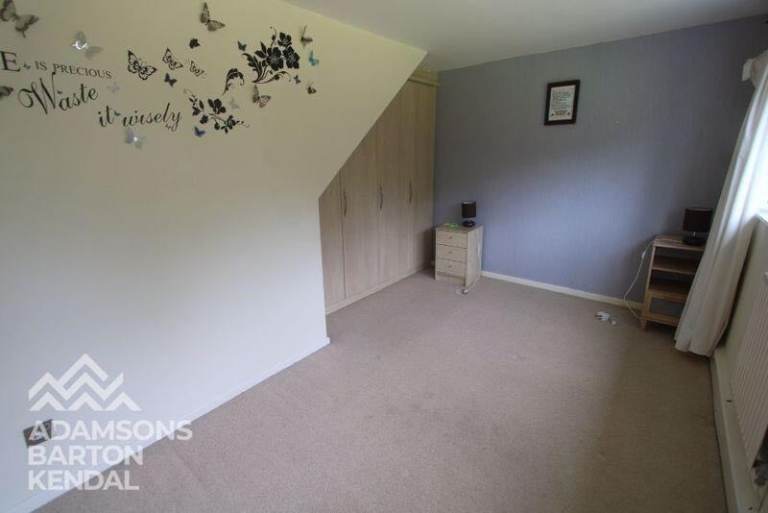 1 room to rent 