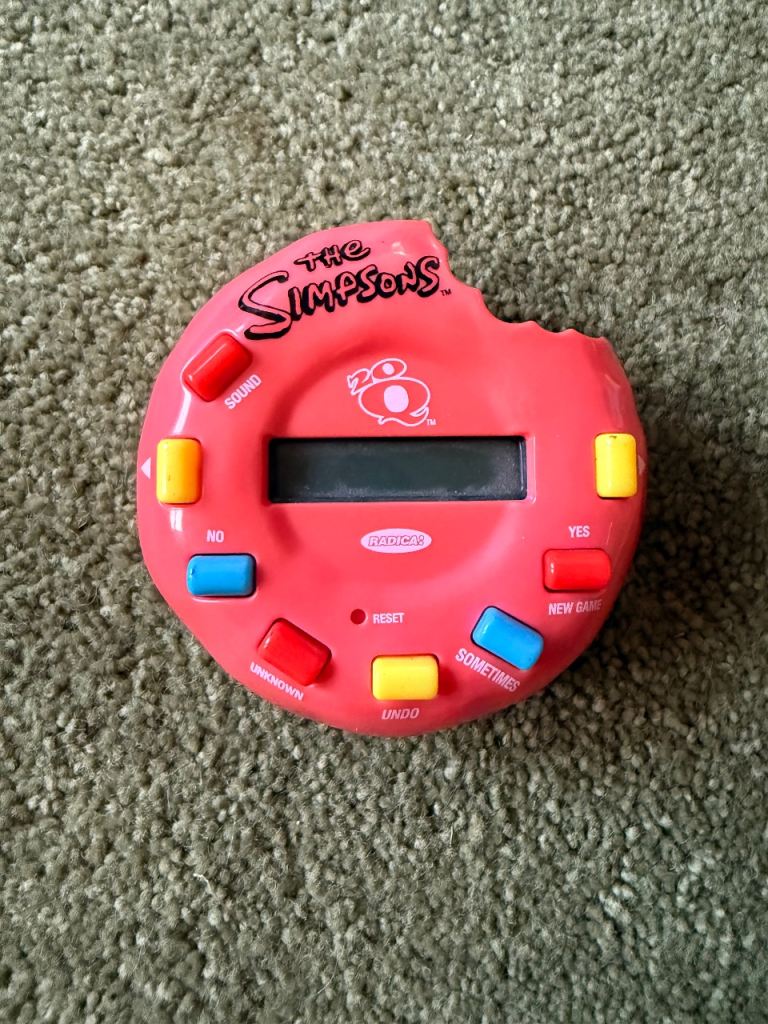 The Simpsons Electronic Donut Game – Pink, Good Condition
