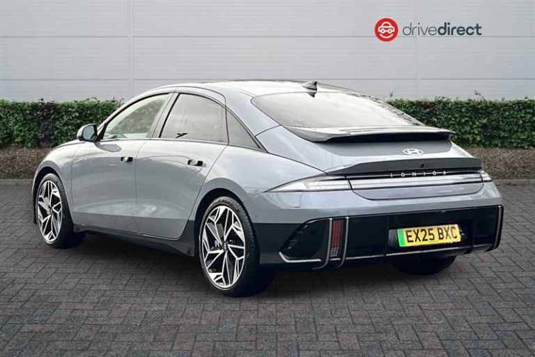 2025 Hyundai IONIQ 6 77.4kWh Ultimate Saloon 4dr Electric Auto (228 ps) Saloon Electric Automatic