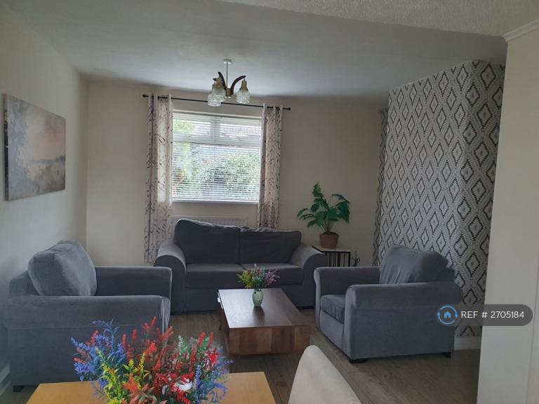 2 bedroom flat in Rydal Road, Gosforth, Newcastle Upon Tyne, NE3 (2 bed) (#2705184)