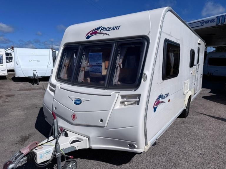 2009 BAILEY PAGEANT CHAMPAGNE 4 Berth