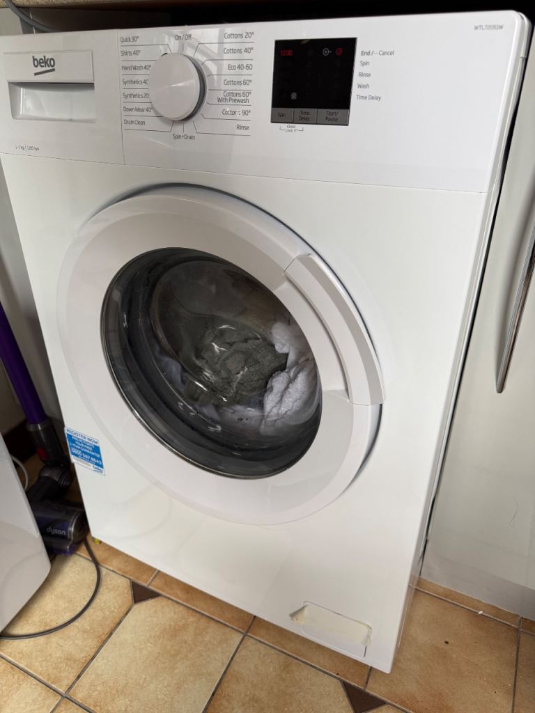 Beko 7kg 1200 Spin Washing Machine