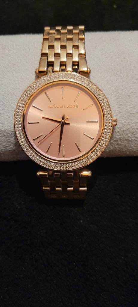 Micheal kors rose gold watch