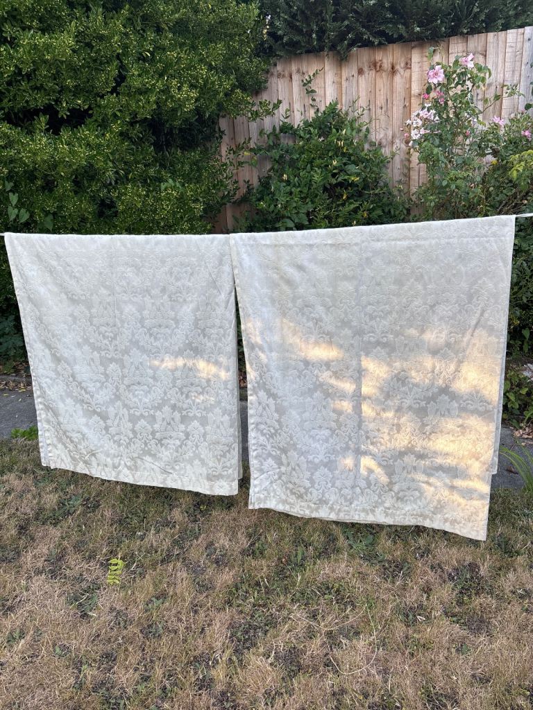 Pair of curtains 