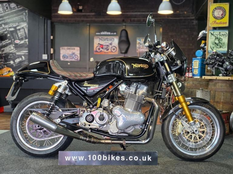 2011 NORTON COMMANDO 961 SPORT 5,500 MILE'S 