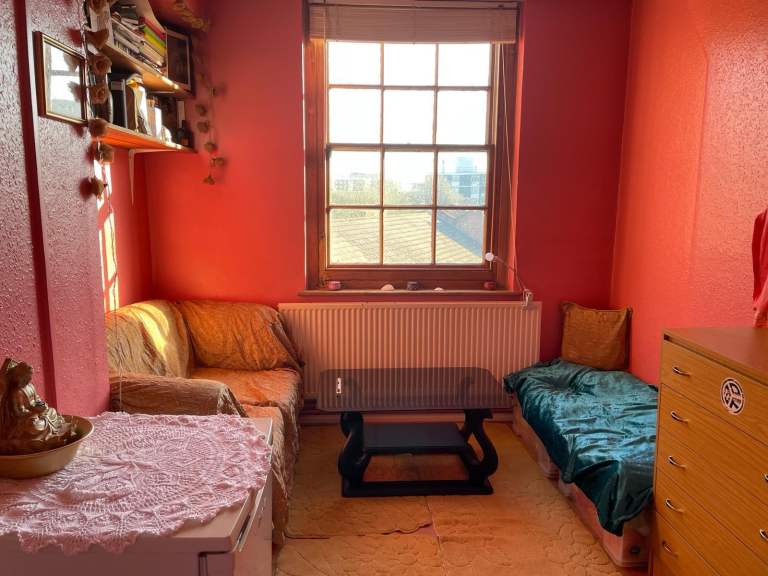 Room to rent