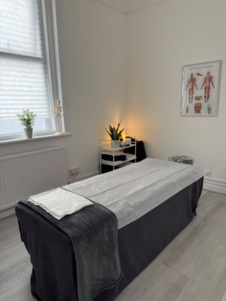 Therapy Treatment Room to Rent – North Finchley | Flexible Options