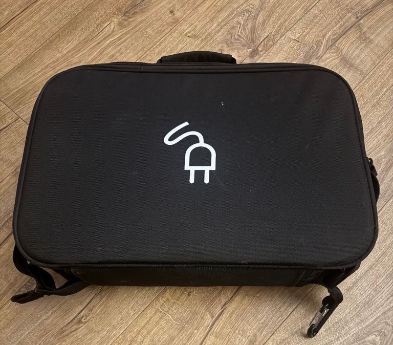 Genuine Porsche portable car charger (7.2KW)