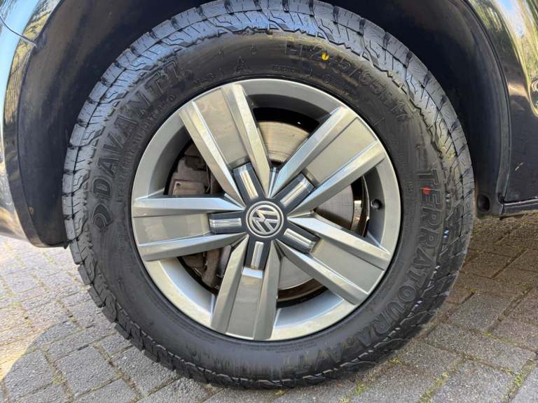 VOLKSWAGEN TRANSPORTER KOMBI 2.0 BiTDI T32 180 Bhp 2012