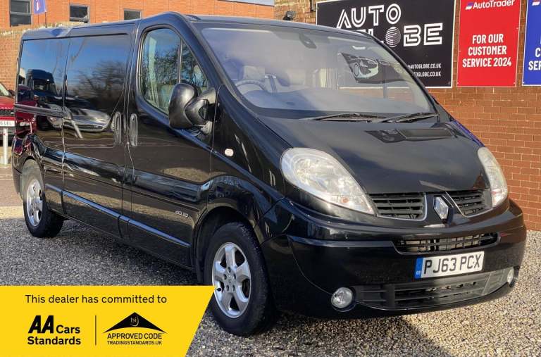 2014 Renault Trafic 2.0 dCi LL29 Sport Crew Van QS6 L3 H1 4dr (Phase 3, 6 Seats) WINDOW VAN Diese...