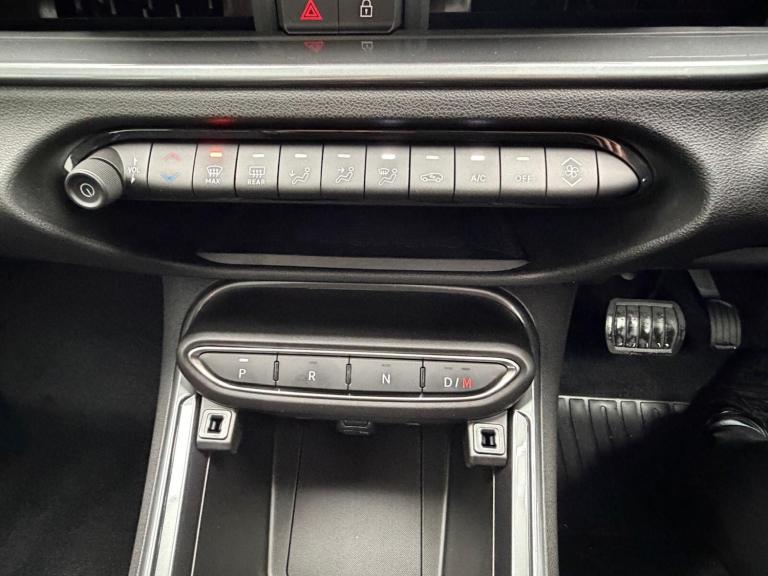 2025 Jeep AVENGER 1.2 e-Hybrid Longitude 5dr DCT HATCHBACK PETROL Automatic