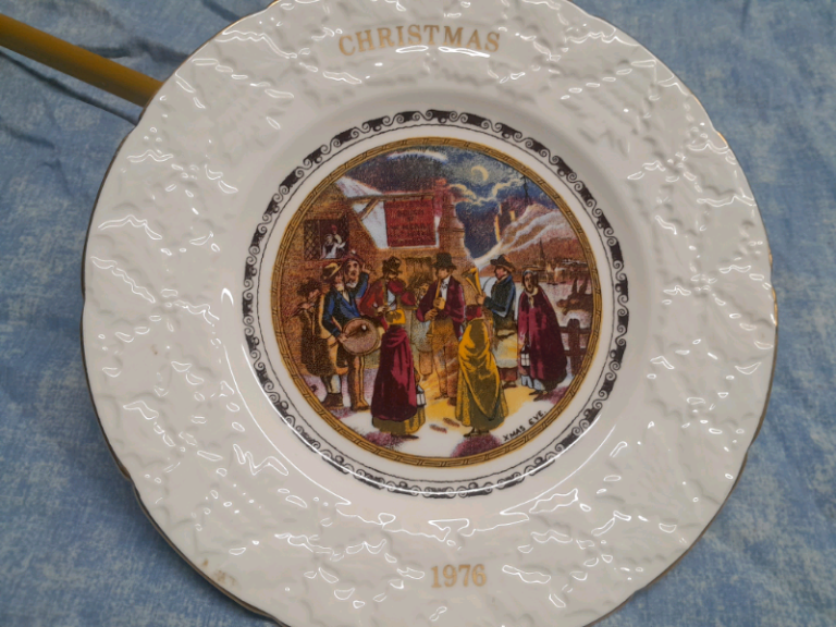 Vintage collectors Christmas plates.