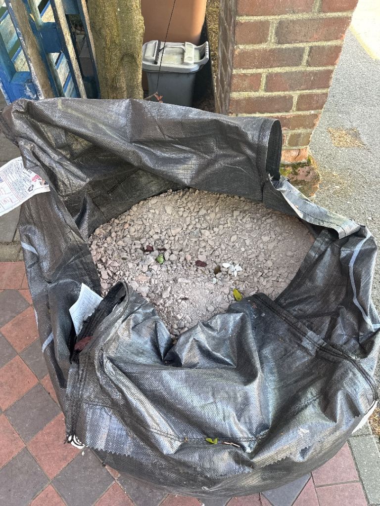 MOT 1 Aggregate - approx 400kg - Free