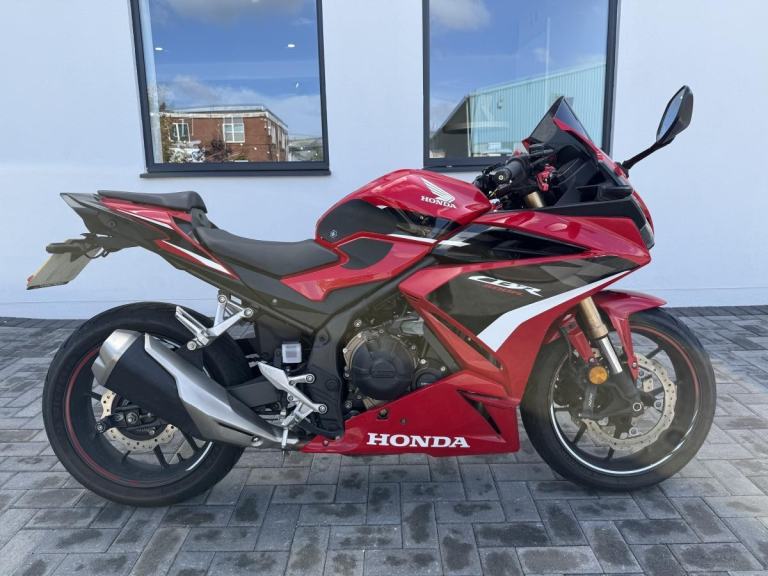 HONDA CBR500R 2023