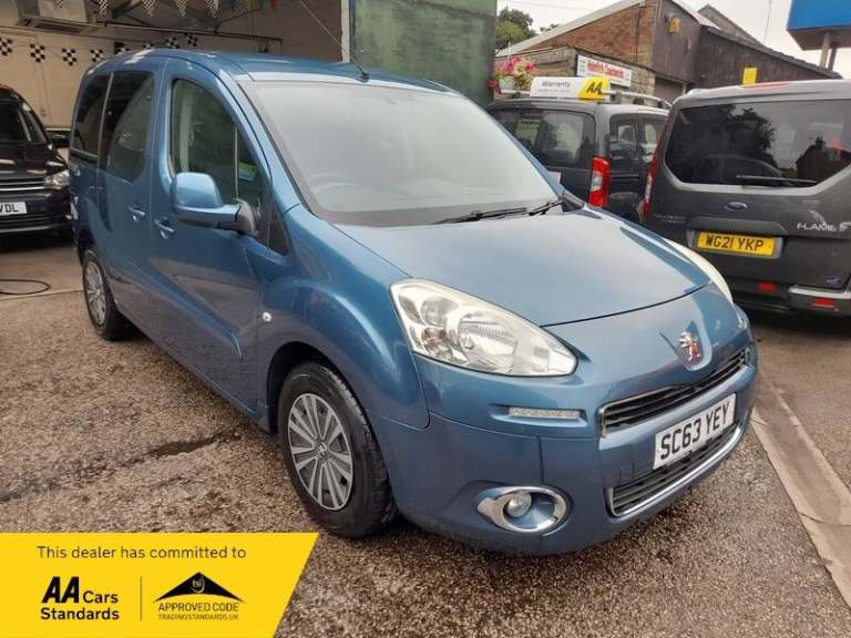 Peugeot Partner E-HDI TEPEE S 3 SEAT, AUTO, ONLY 27,131 MILES, WHEELCHAIR ADAPTE