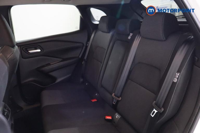 2022 Nissan Qashqai 1.3 DiG-T MH 158 N-Connecta 5dr Xtronic HATCHBACK PETROL Automatic