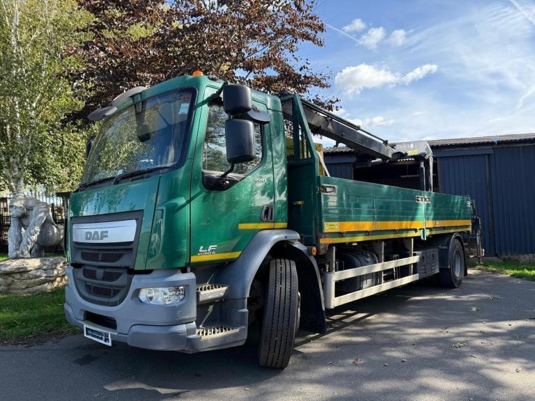  2015 DAF LF 55.220 DROPSIDE EURO 6 WITH HMF 1210 CRANE 