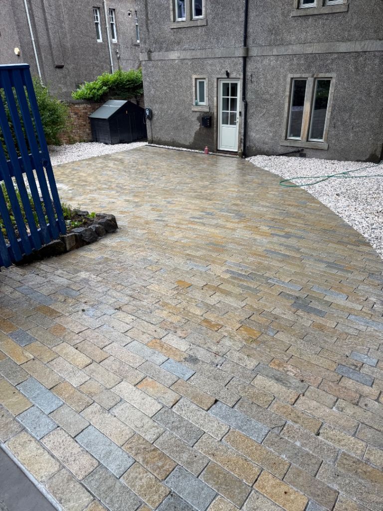 Decking, Patios & Driveways – Professional Outdoor Construction | Glasgow