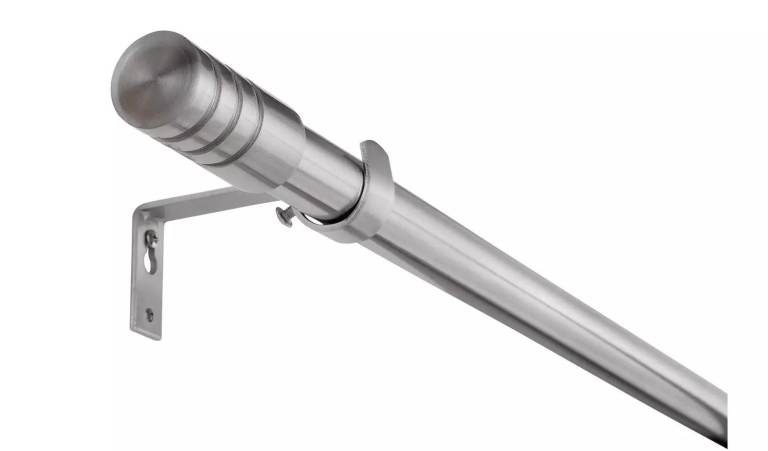 3 curtain rails with all brackets (almost new)